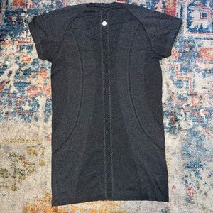 LuluLemon Swiftly Tech Shirt